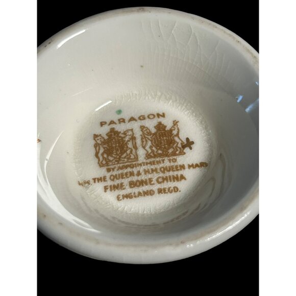 VTG ‘PARAGON’ Dbl Warrant English Fine Bone China Teacup Saucer in Pale Green - Picture 3 of 10